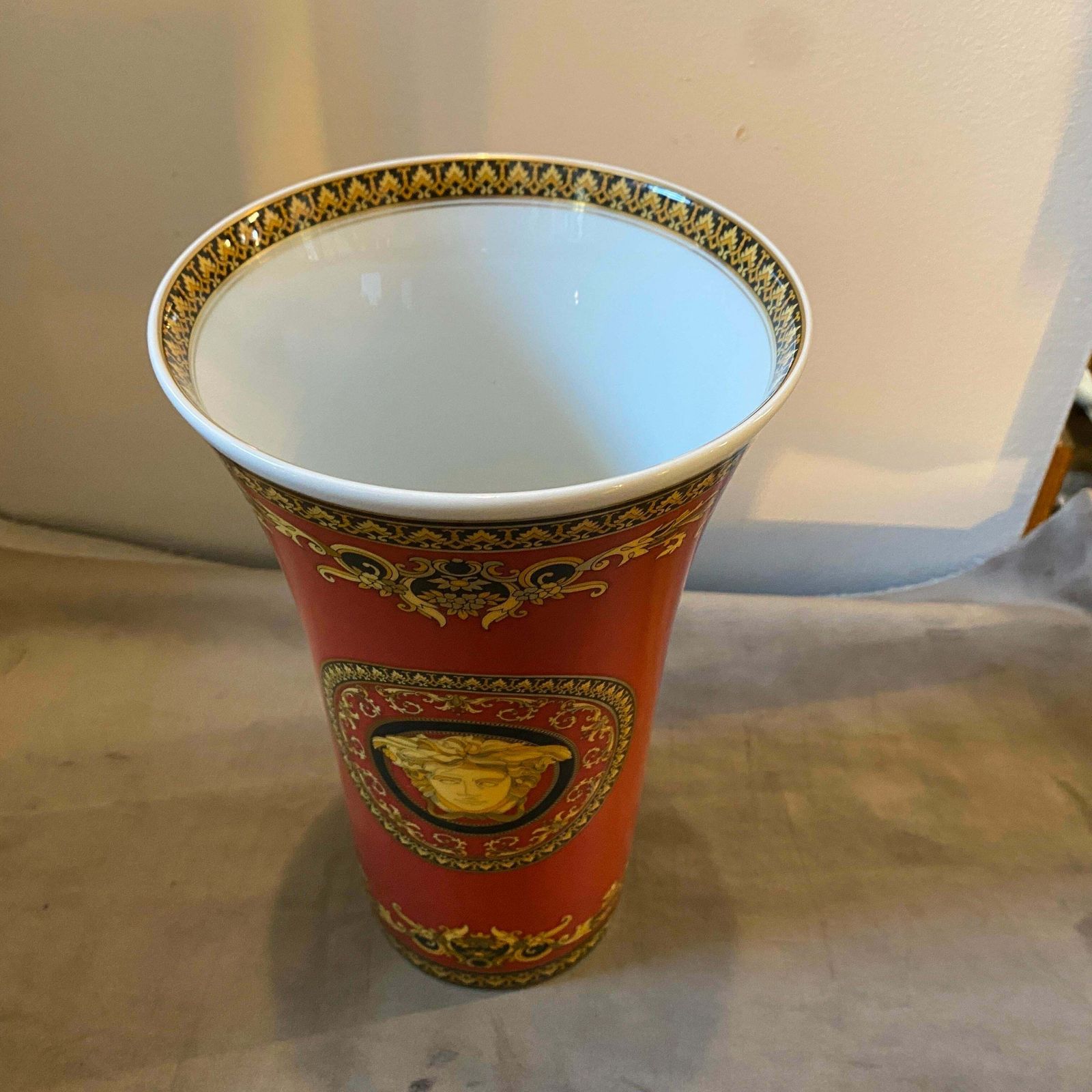 1990s, Iconic Porcelain Medusa Vase Designed By Gianni Versace For Rosenthal photo 1015.0