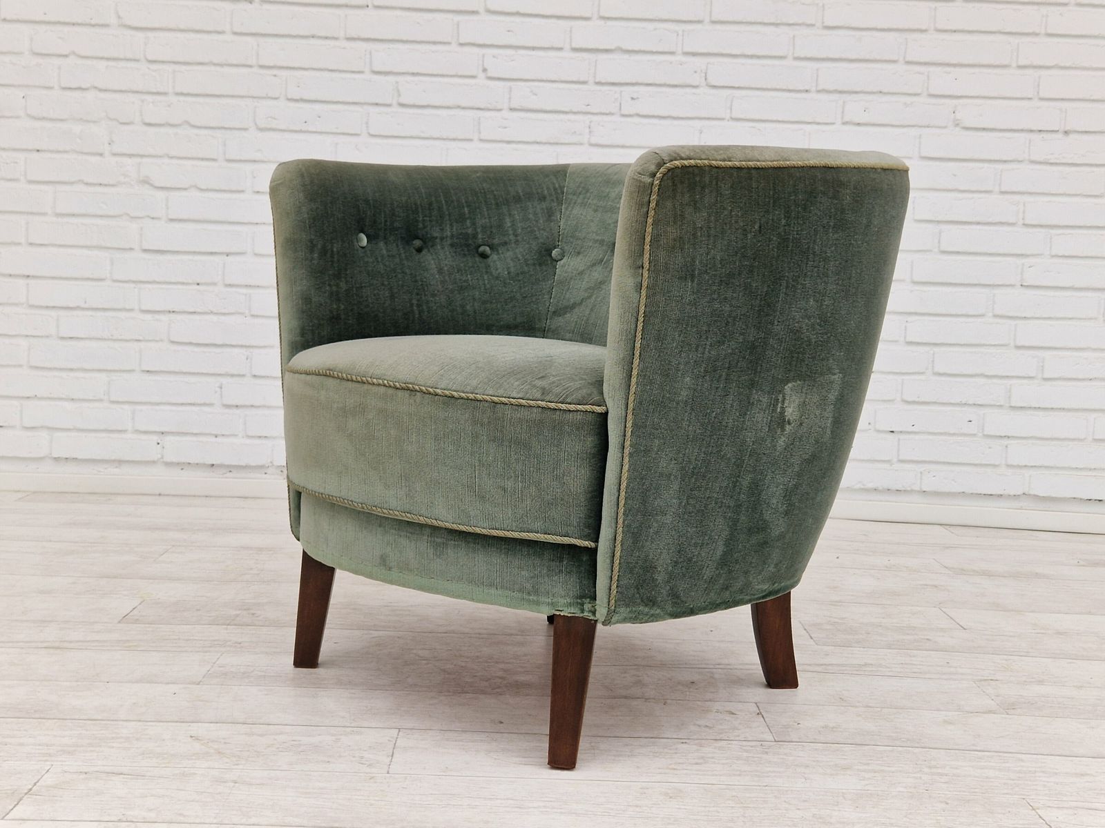 photo for sale 1960s, Danish Design, Curved Loungechair, Original Very Good Condition.