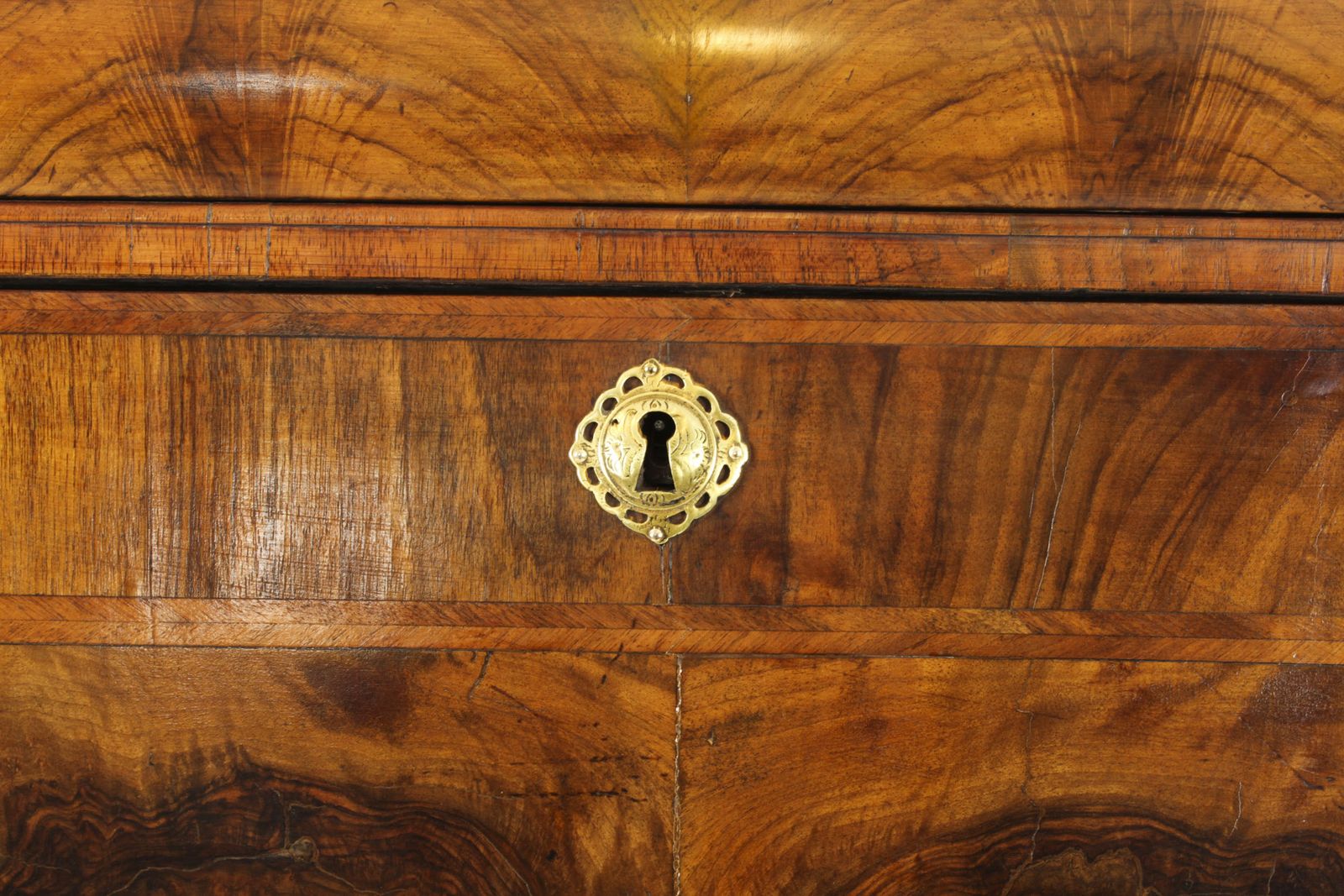 Antique Queen Anne Walnut Secretaire Chest / Escritoire, Circa 1710 18th C photo vinterior