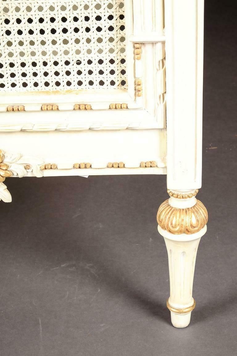 Baby Baroque Bed In The Style Of The Louis XVI photo buy