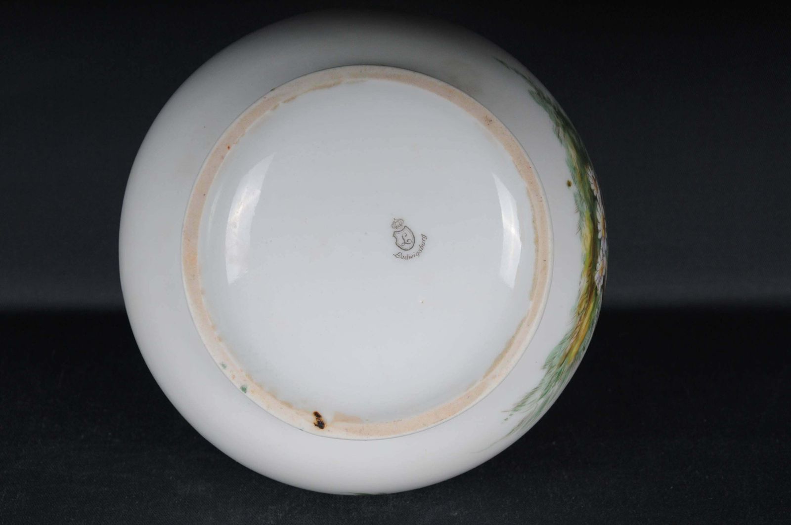 photo furniture 20th Century Ludwigsburg Vase, Early 20th Century
