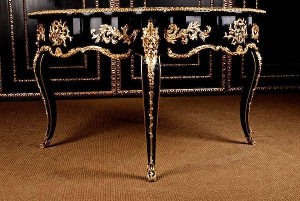 10913.0 20th Century Louis XV Style French Salon Table photo