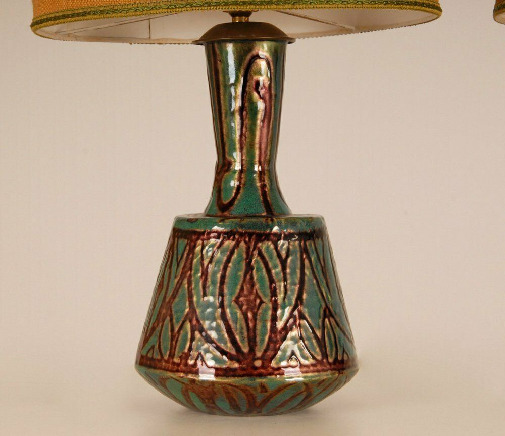 photo vintage French Art Deco Geometric Table Lamps In Enamel On Copper Camille Faure, 18th Century, Set Of 2
