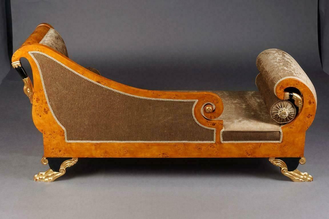 20th Century Classizim Style Empire Swan Chaise Longue photo Furniture