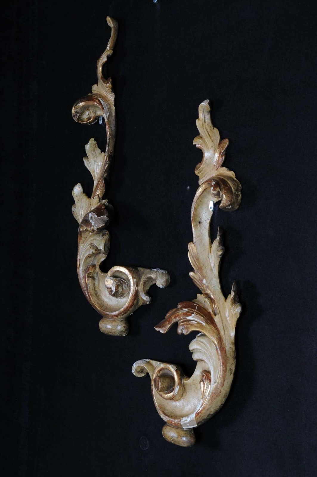 18th Century Baroque Ornamental Elements Gilded Wood photo vinterior