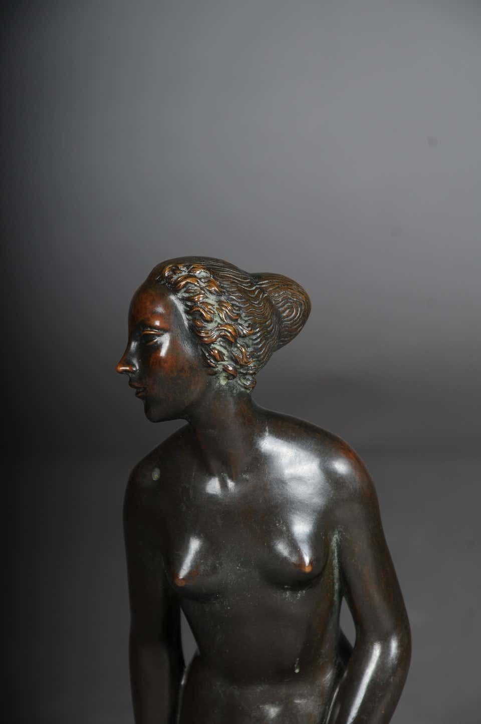 Bronze Artist Figure "Naked Woman" By Max D. Hermann Fritz photo for sale