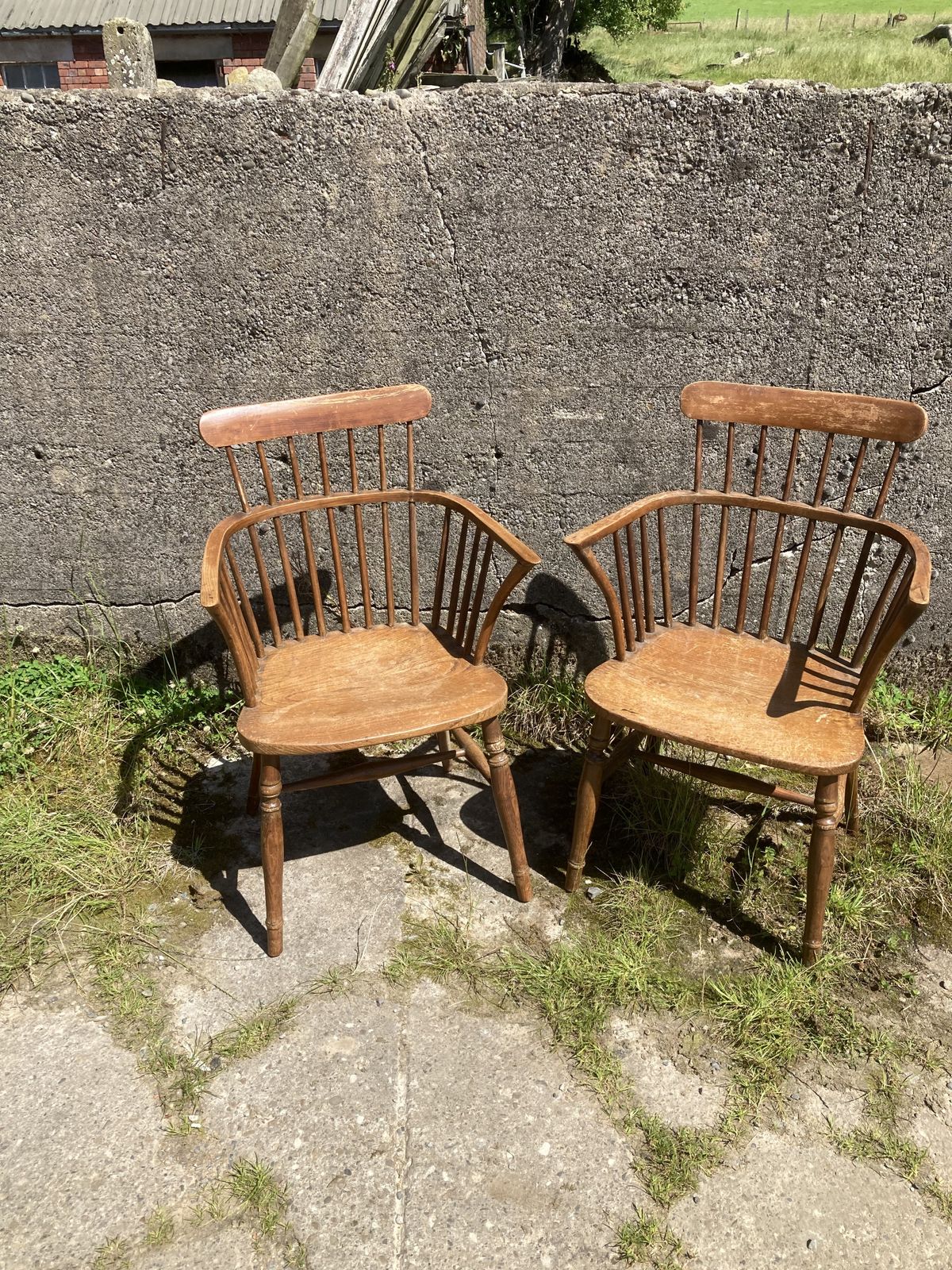 1840s Pair Of Windsor Comb Back Arm Chairs
