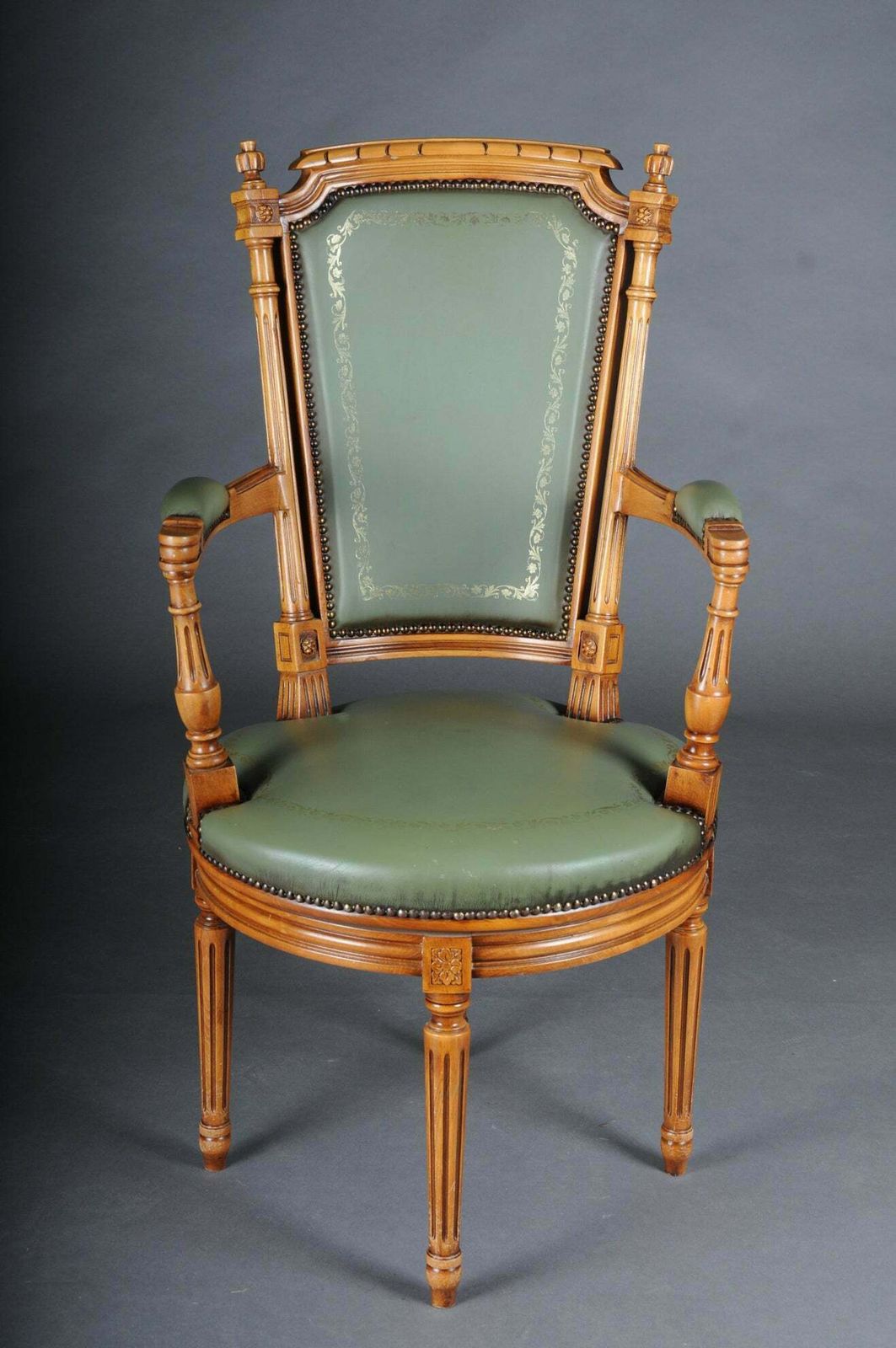 photo vinterior 20th Century Chair English Armchair Leather Yew Wood