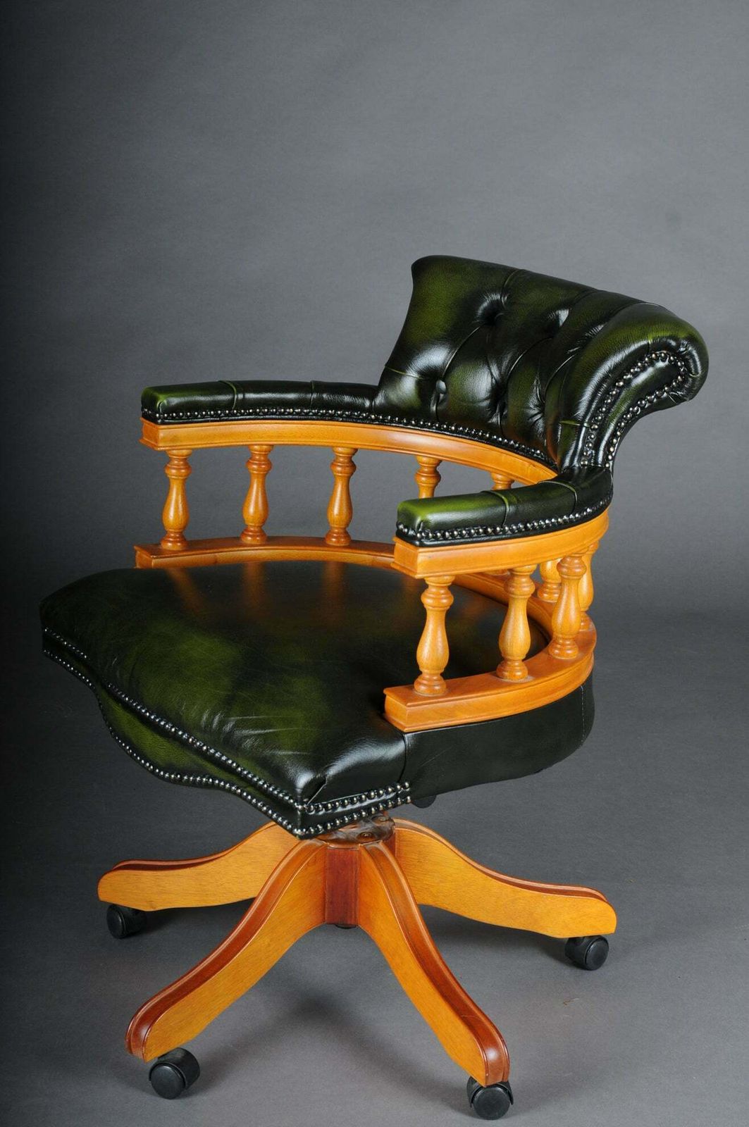 Furniture 20th Century Captain Chair English Armchair Leather photo