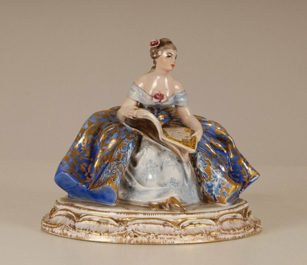 Italian Porcelain And Ceramic Figurine Of Lady By Guido Cacciapuoti photo buy