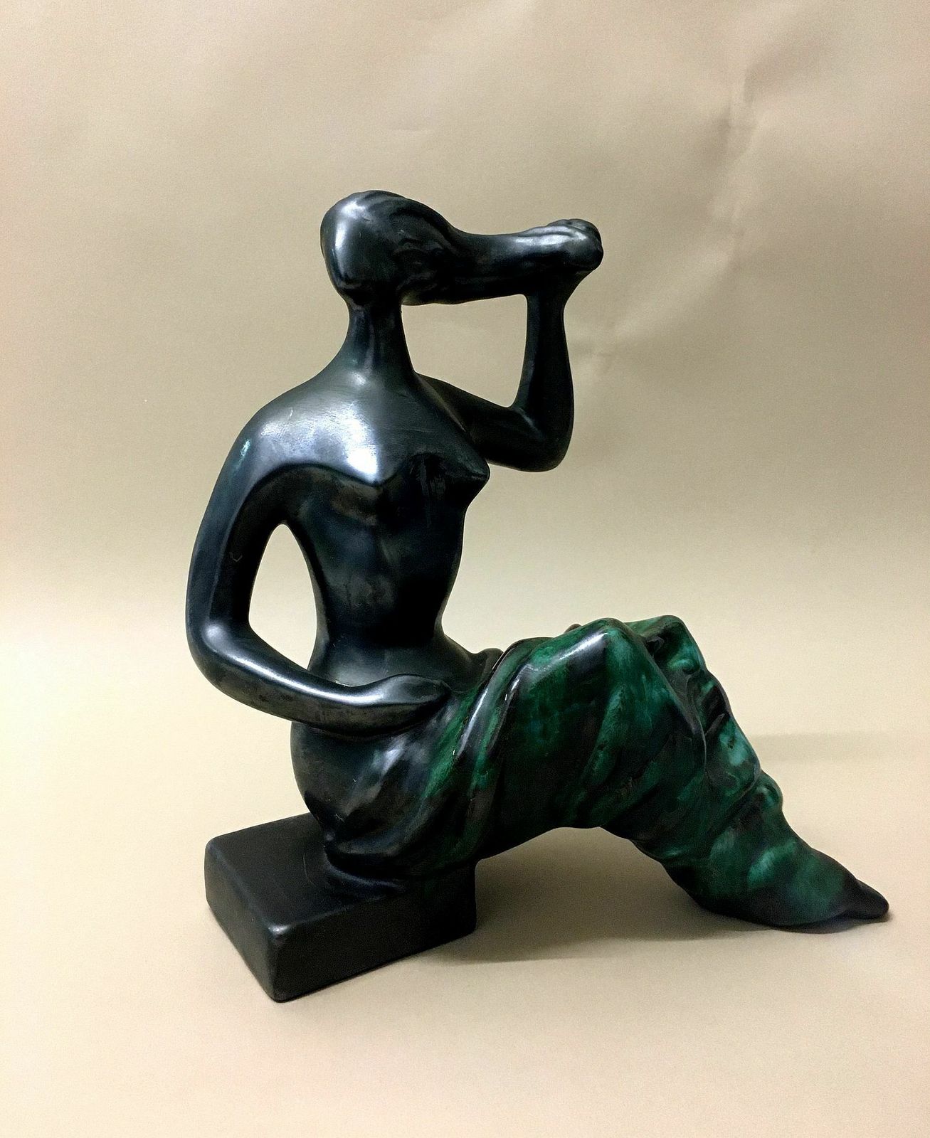 Statuette "Sitting Girls Combing Their Hair" Designed By J. Forejtová