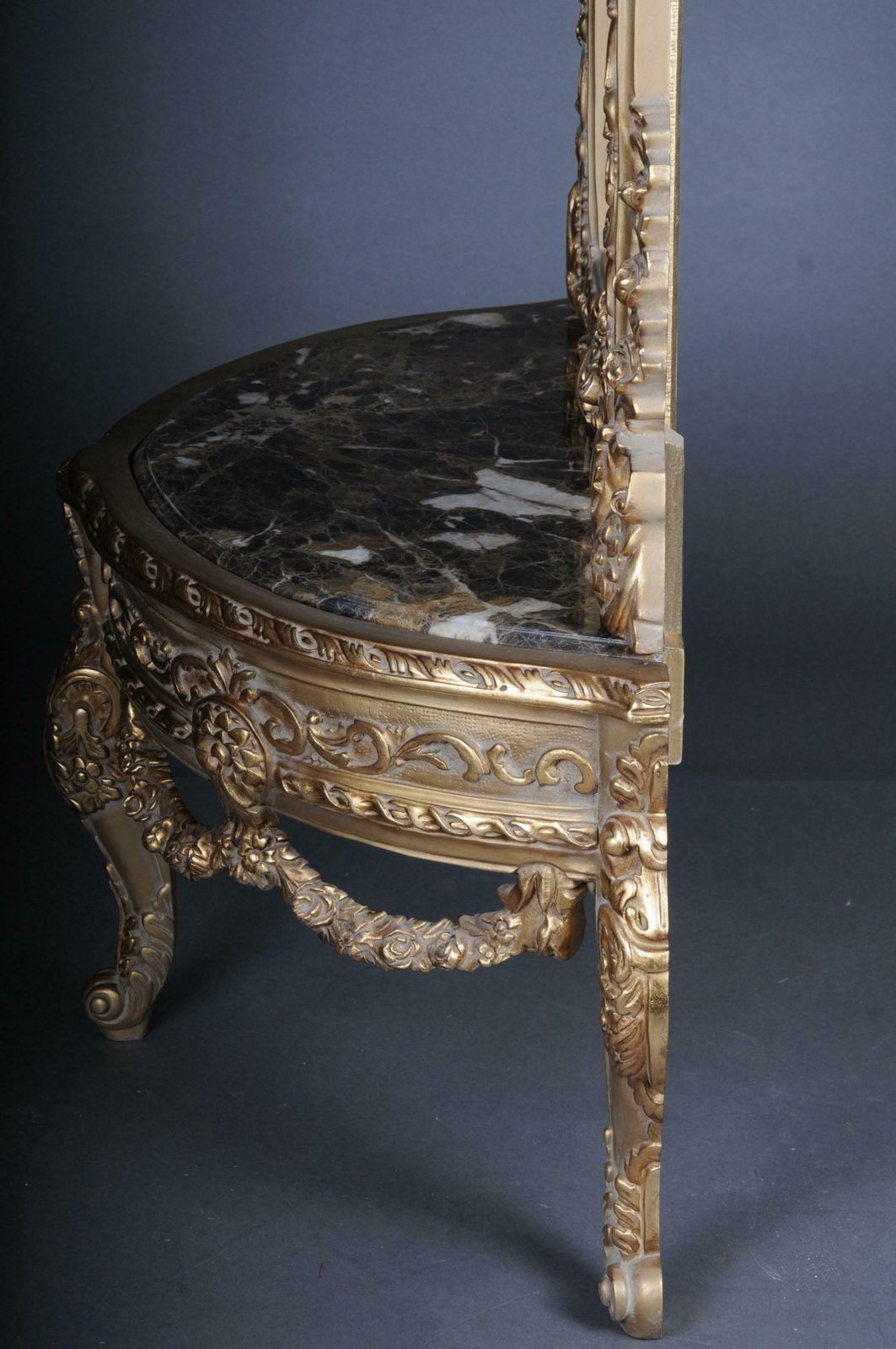 photo vinterior 20th Century Beautiful Console Mirror Floor Mirror In The Louis XV Gilt
