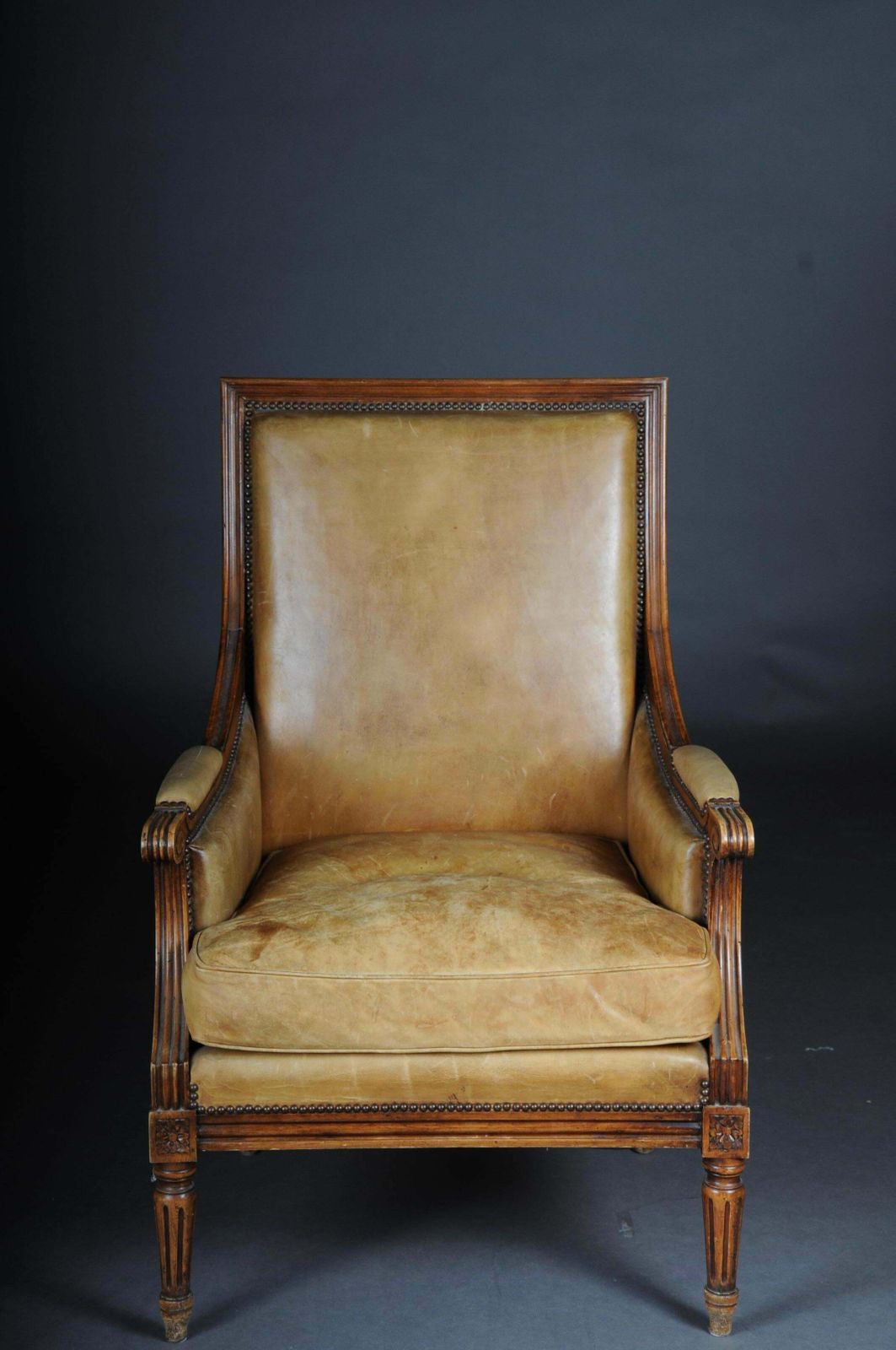 Armchair English Leather From, 19th Century Mahogany photo furniture