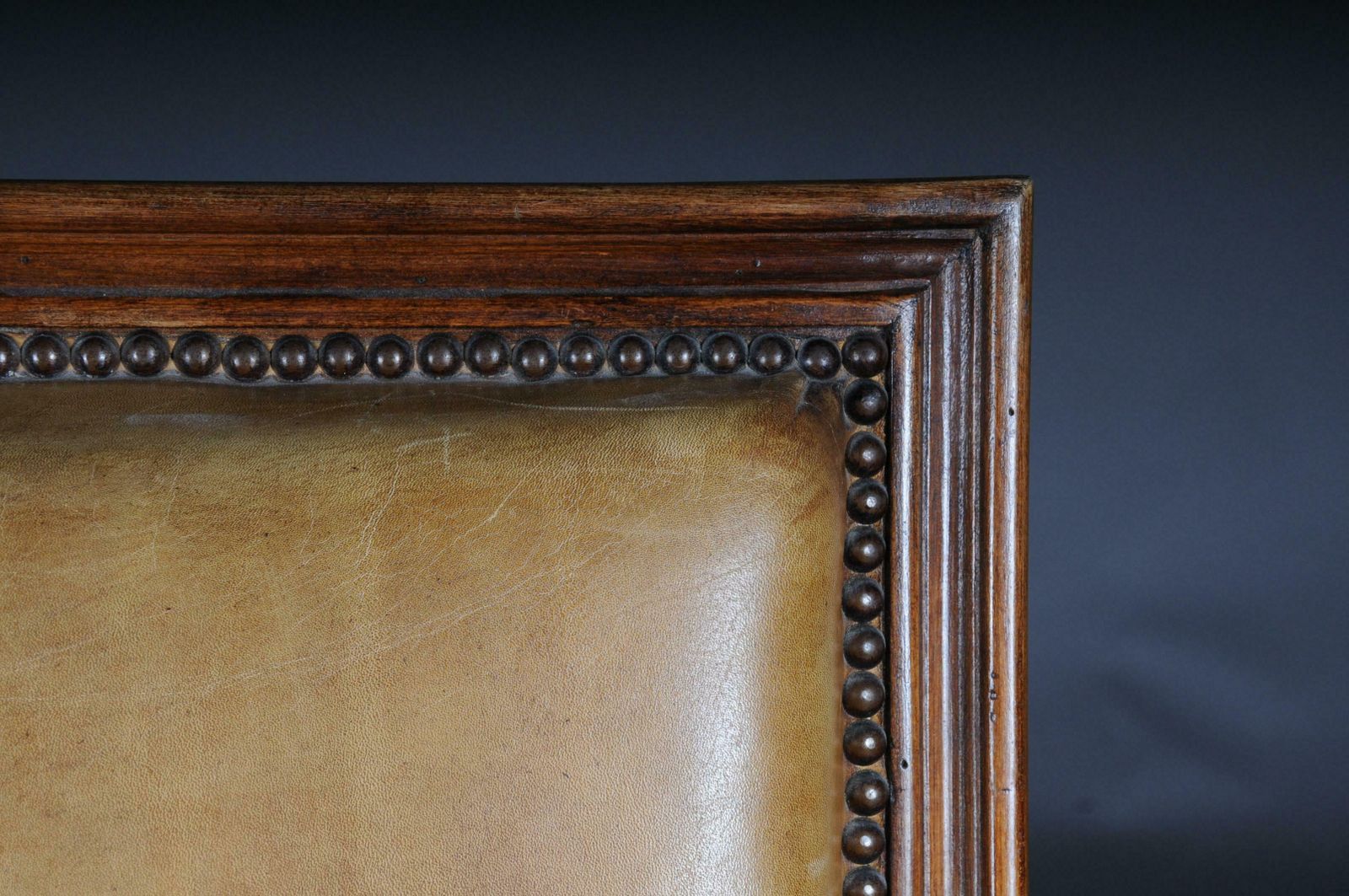 photo for sale Armchair English Leather From, 19th Century Mahogany