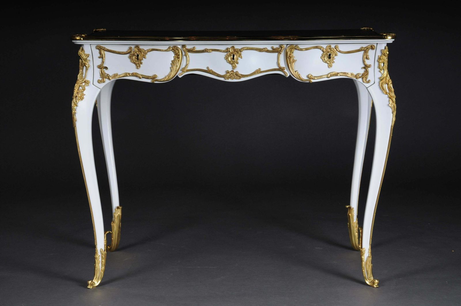 20th Century Luxurious White Bureau Plat / Writing Desk In Louis XV Style photo 4444.0