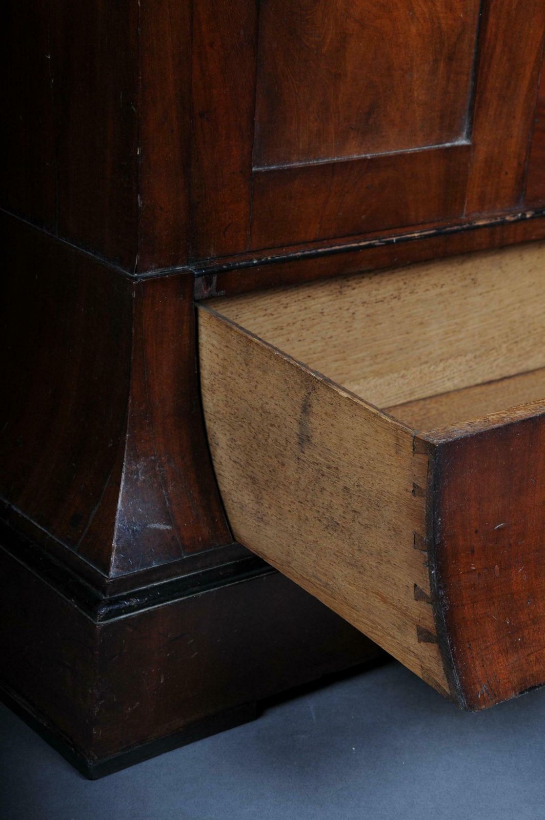 photo buy Museum Empire Cabinet / Writing Cabinet, Around 1800