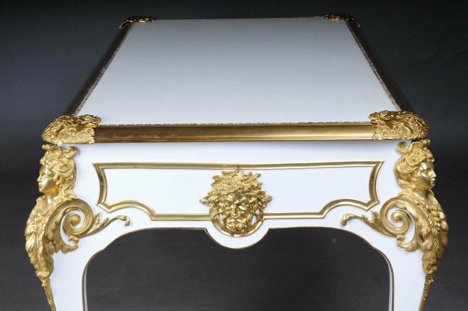 photo vinterior 20th Century Bureau Plat Or Desk By The Model Of Andre Charles Boulle