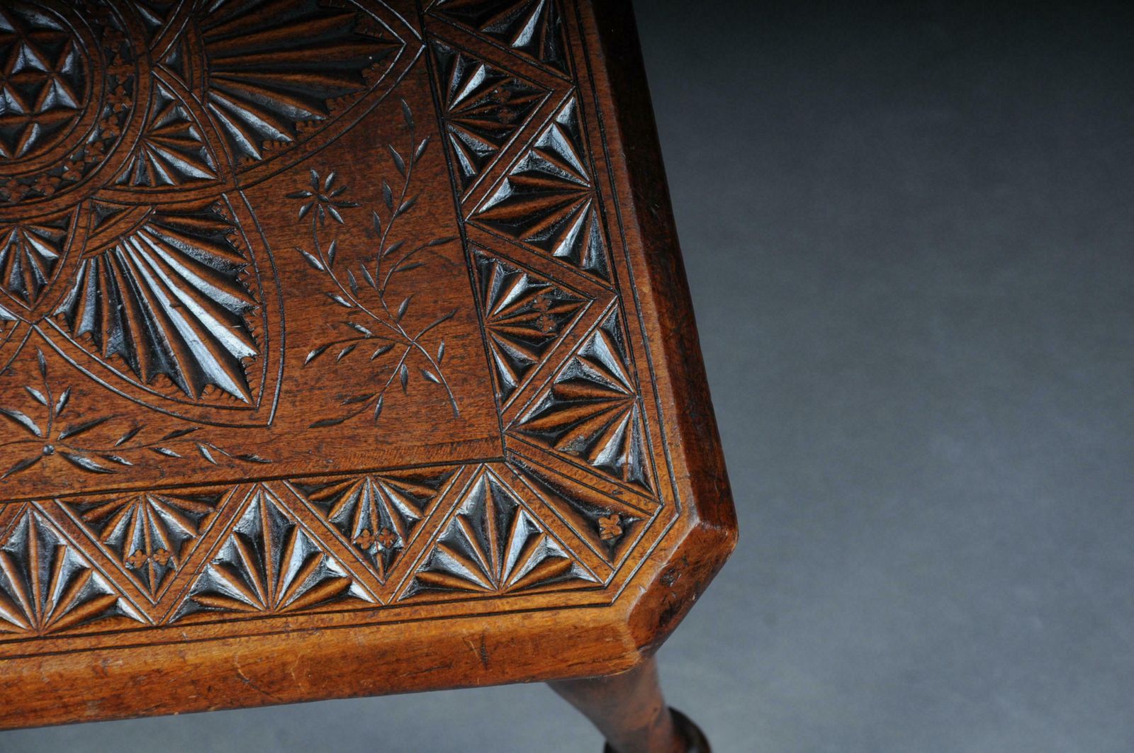 photo furniture Antique Neo Renaissance Board Chair Historicism Circa 1870, Oak E