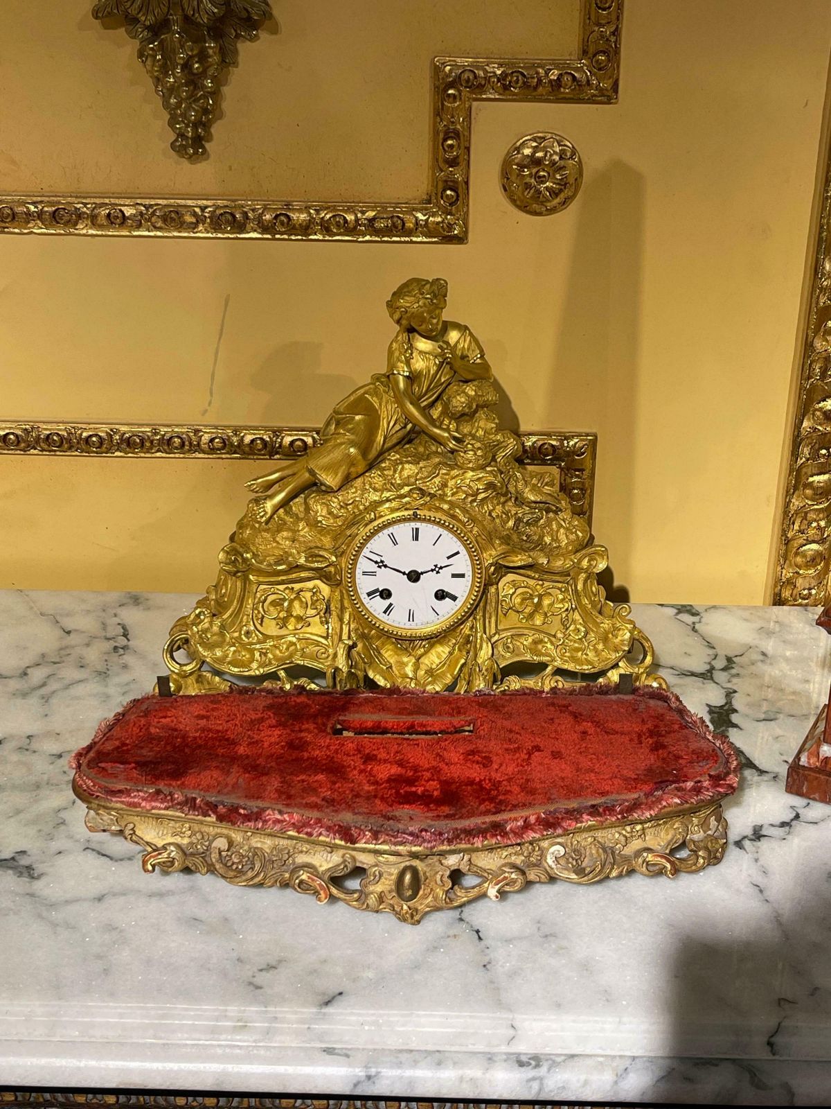 photo furniture French Mantel Clock  Pendulum Clock Fire Gilt  Around 1870 1880