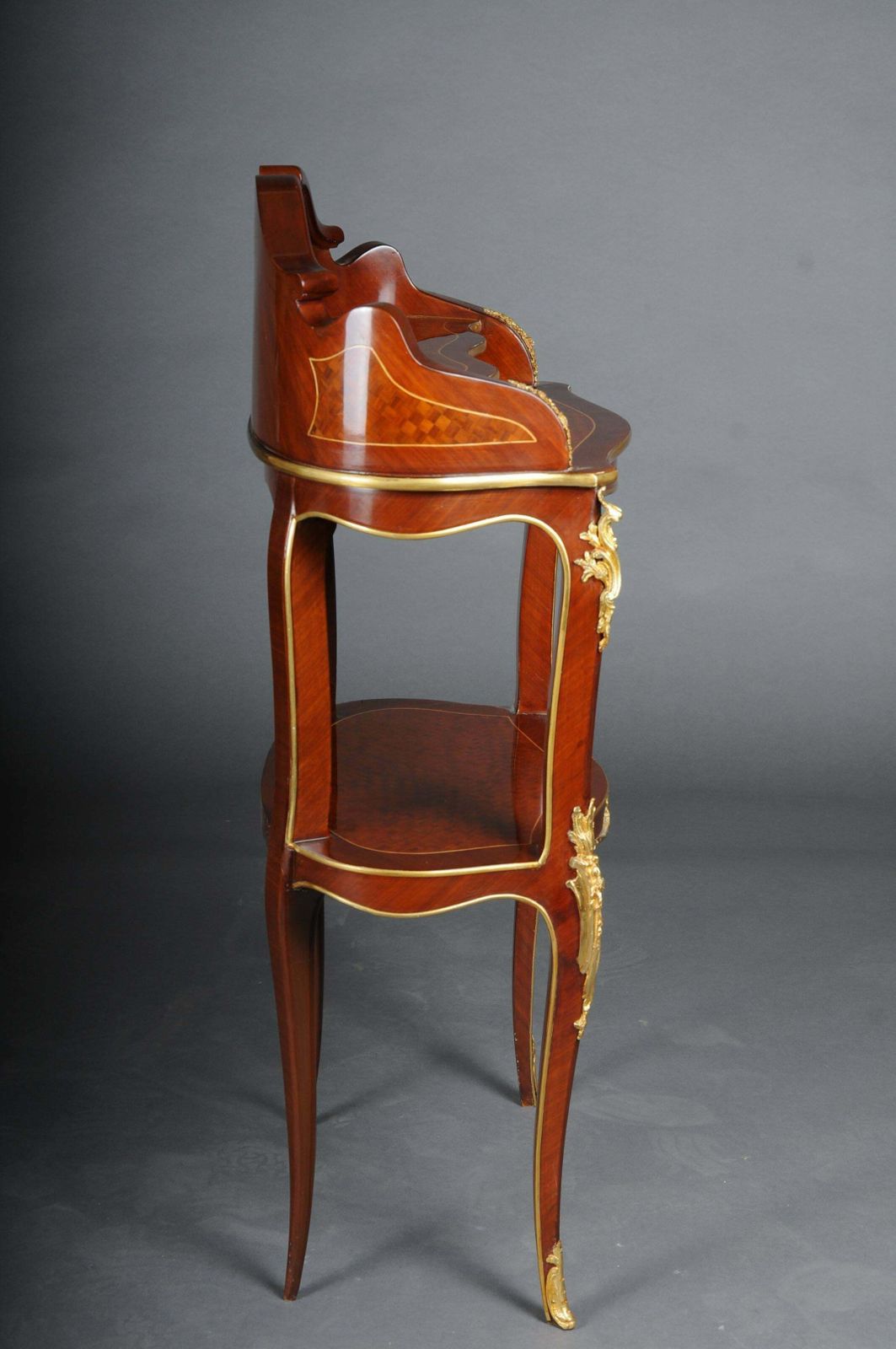 photo vintage French Console Table/Telephone Table/Hallway Table, Louis XV