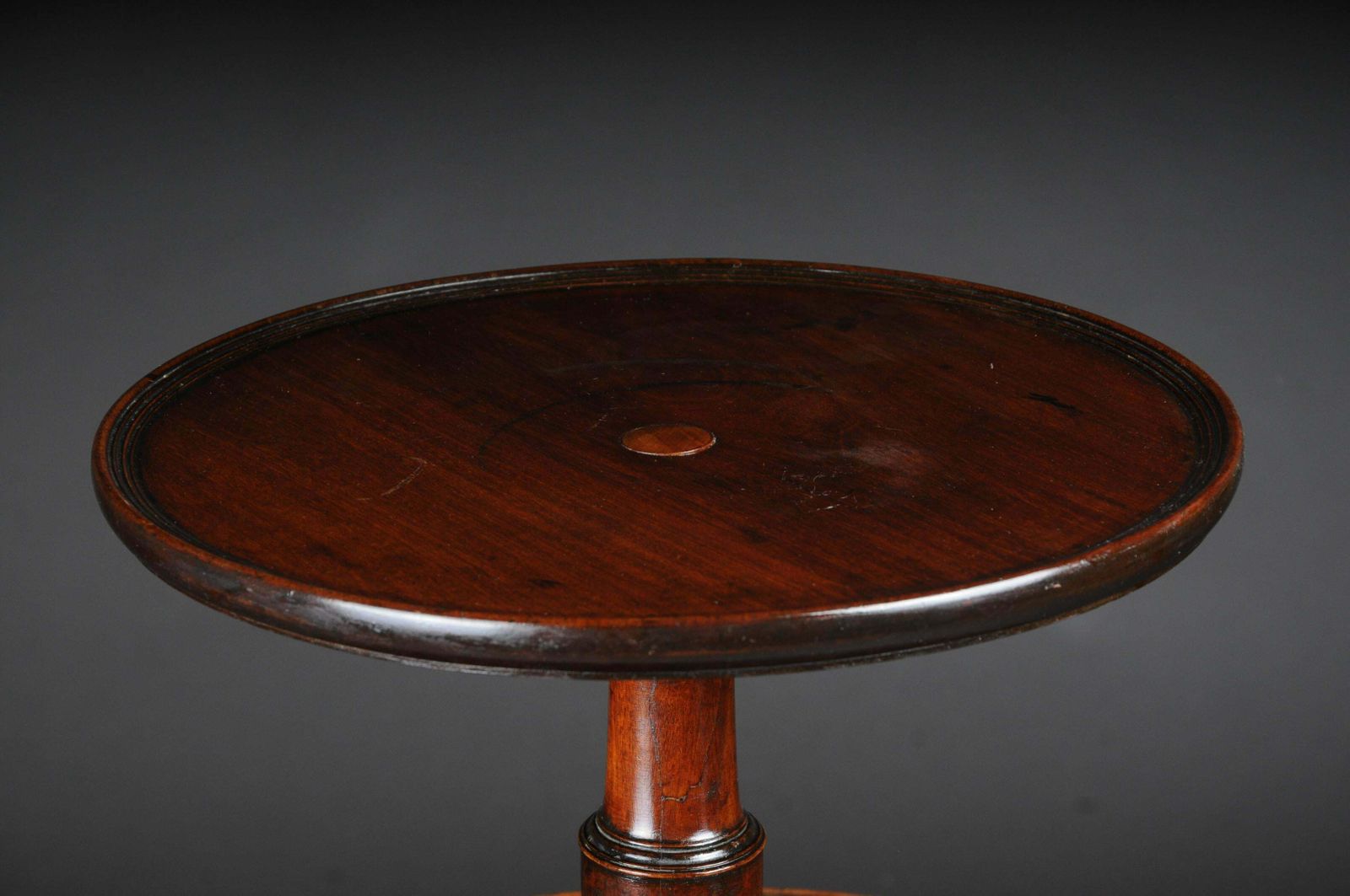 photo vinterior Rare English Side Table Or étagère, Victorian 19th Century Mahogany