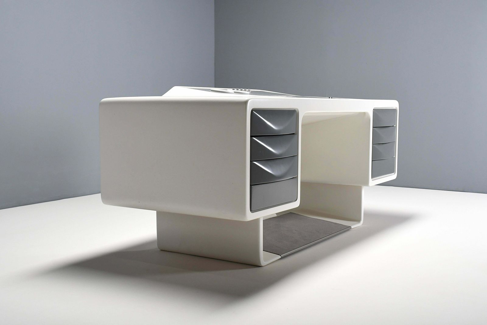 Rare Fibreglass Directors Desk By Ernest Igl For Wilhelm Werndl, 1970s photo Furniture