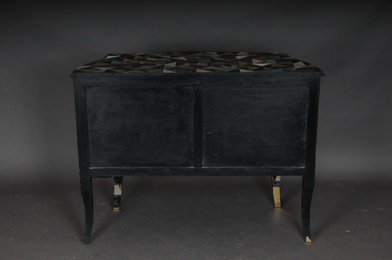 photo furniture Fancy Modern Designer Chest Of Drawers In Baroque Style