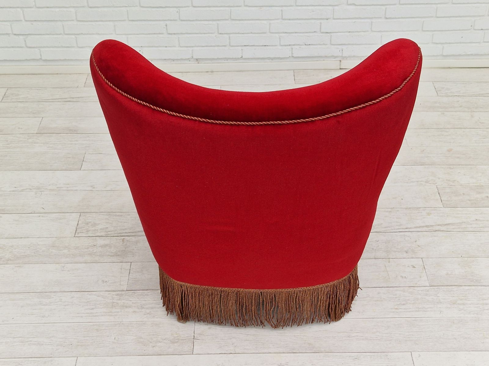 Deense Vintage Fauteuil Met Hoge Rug, Ca. Jaren 1960, Bekleed Met Kersrood Fluweel. photo buy