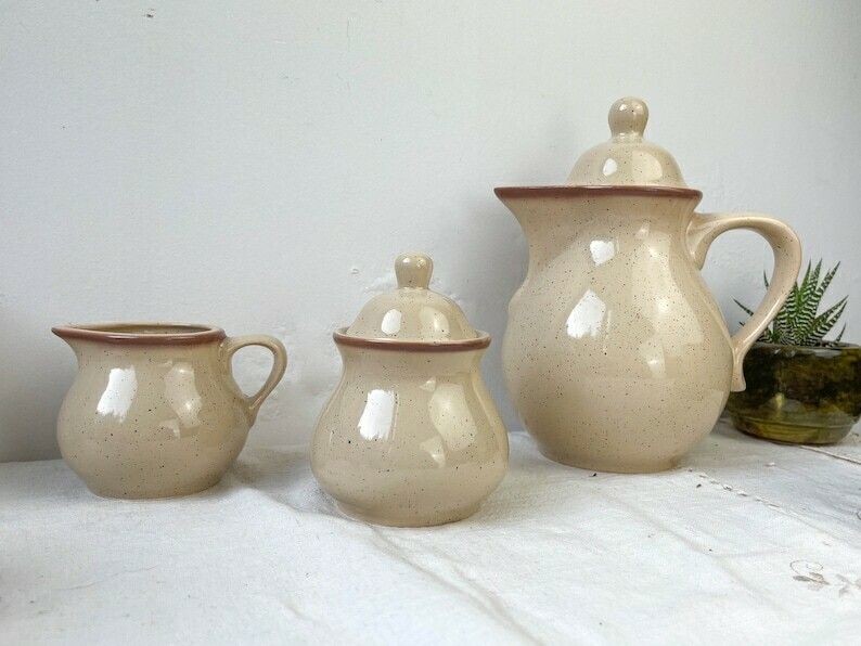Coffee Service In Speckled Vintage  Sandstone Tulowice Style Mid Century Xxth  Beige Cups Poland Tableware photo vinterior