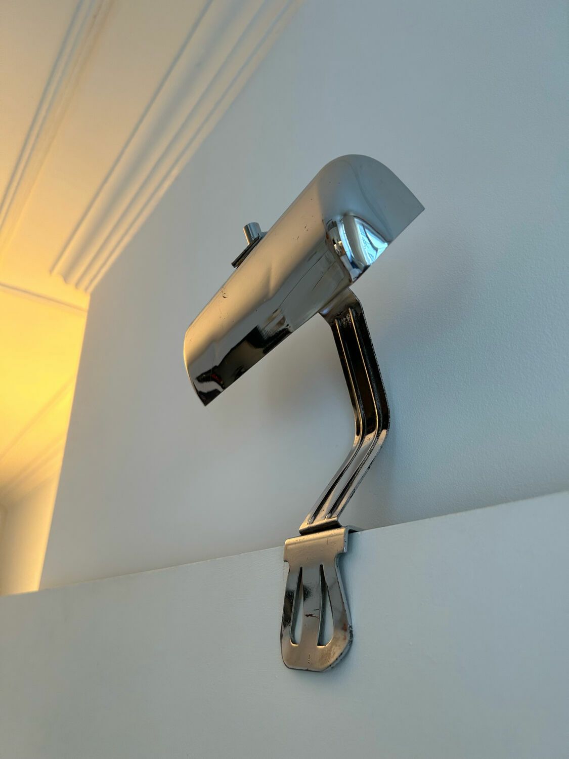 Vintage Modernist Wall Lamp To Tighten, Chromed Metal, Austria 1930 photo vinterior