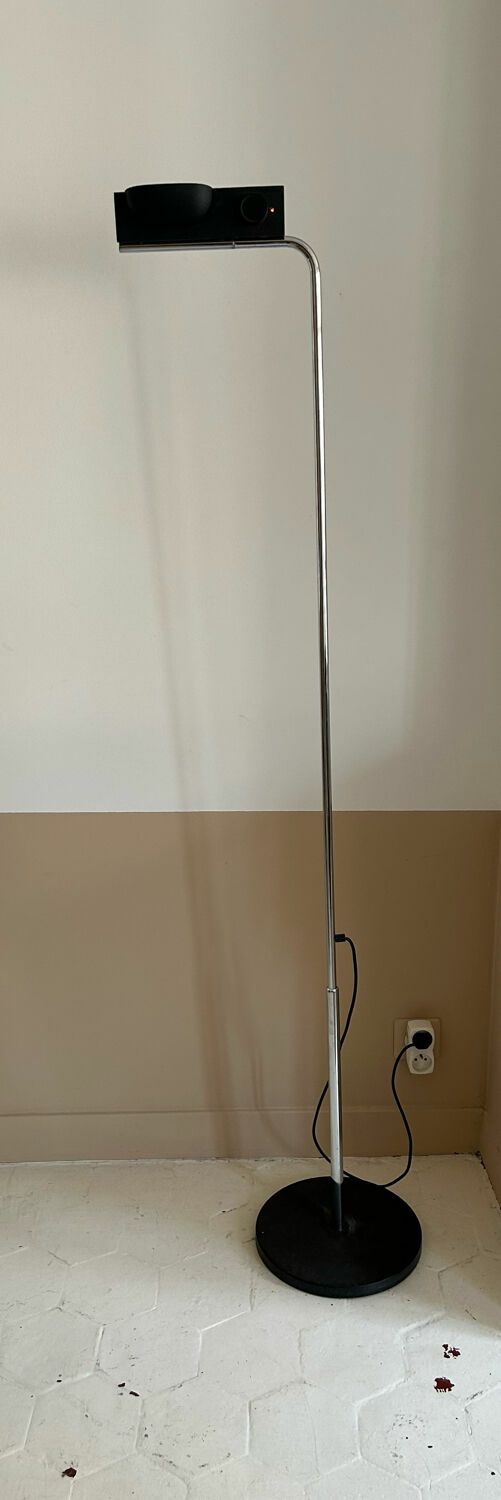 photo furniture Vintage Adjustable Floor Lamp, Chrome And Black, Gismondi For Artemide, Italy 1980