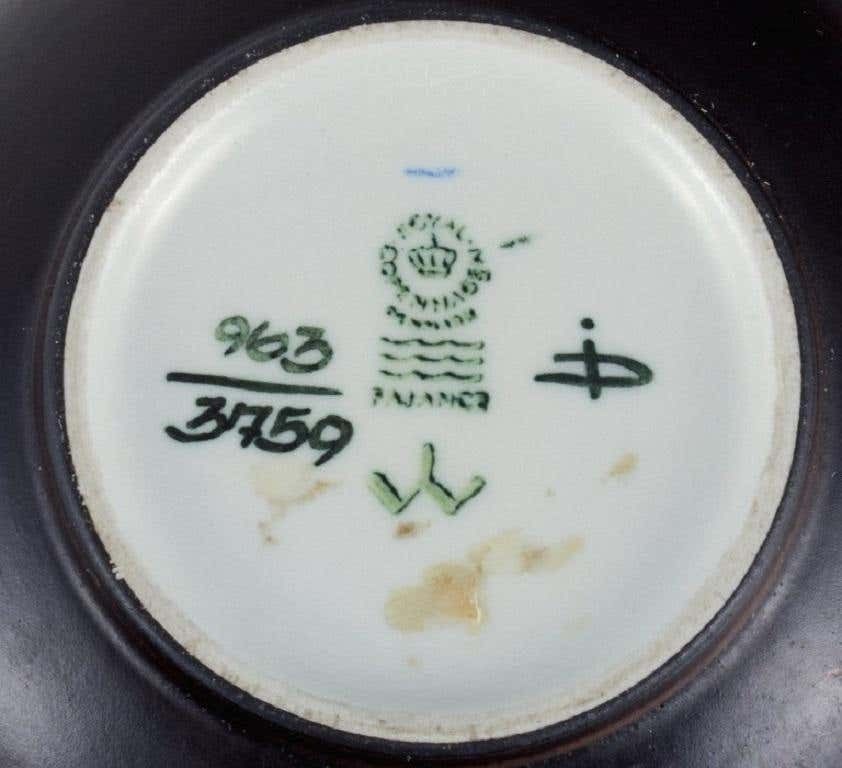 Ivan Weiss For Royal Copenhagen, Vase And Bowl In Faience, 1975 1984 photo vintage