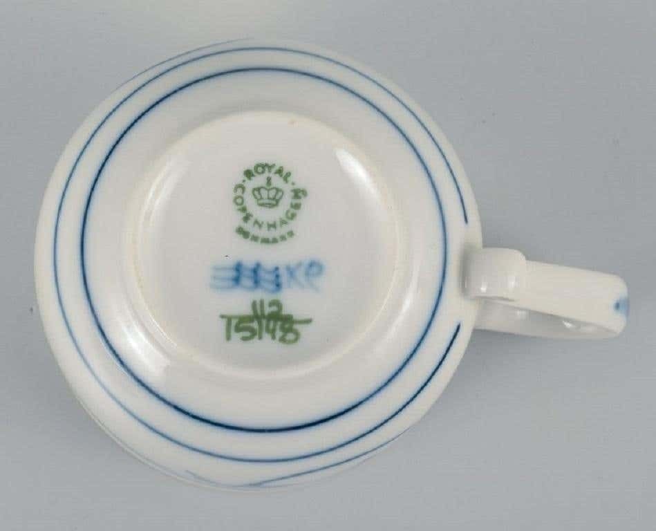 Niels Refsgaard And Erik Reiff For Royal Copenhagen: "Noblesse" Coffee Service photo vinterior