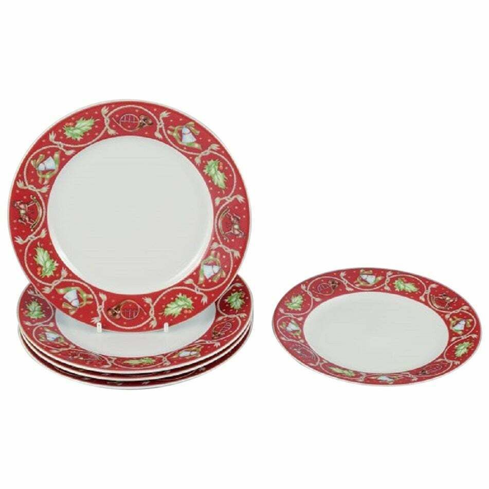 Rosenthal A Set Of Five Christmas Plates In Porcelain With Christmas Motifs photo furniture
