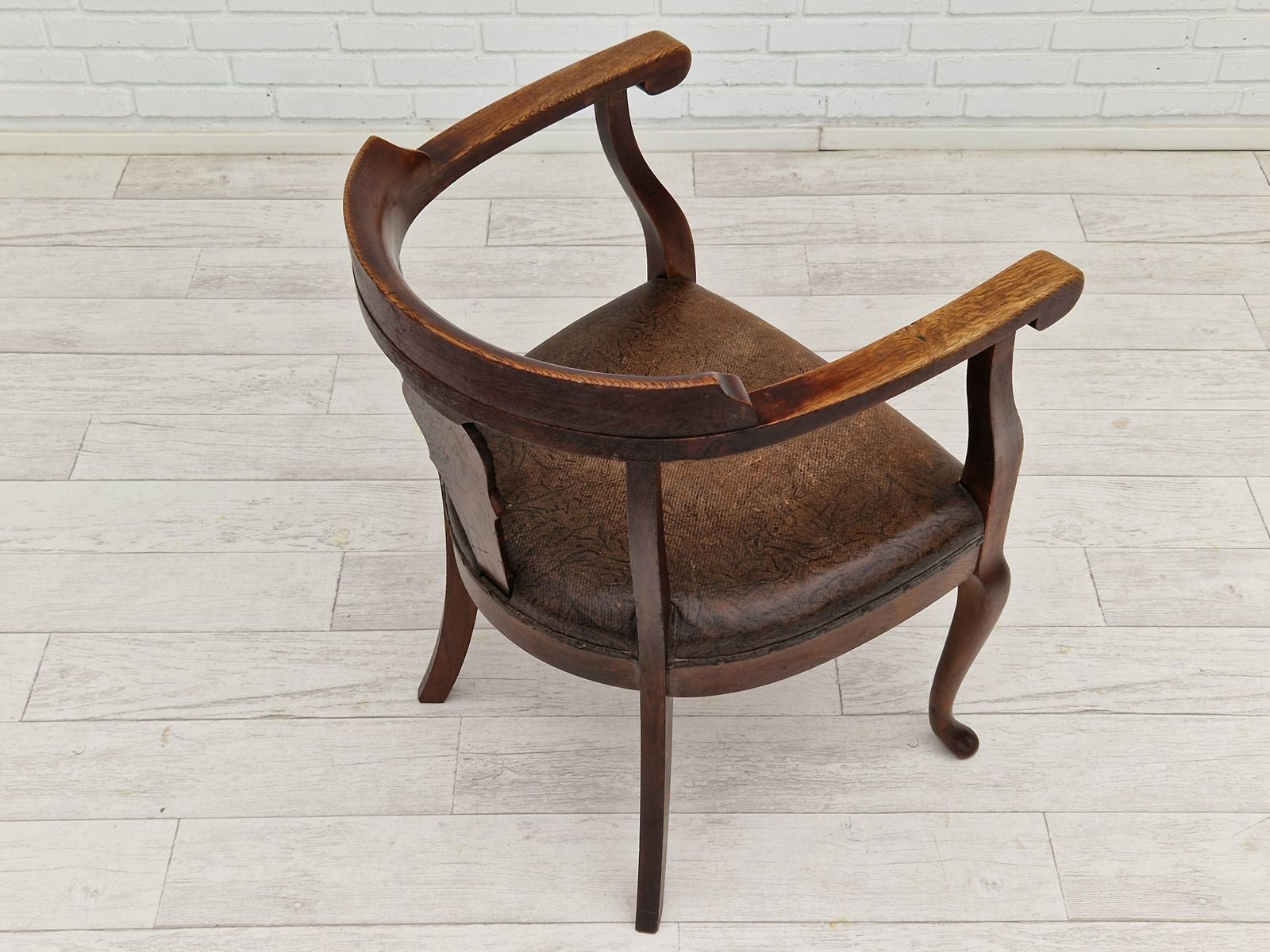 Ca. Jaren 1950, Scandinavische Vintage Fauteuil, Staat Zoals Gevonden, Leer, Eikenhout. photo buy