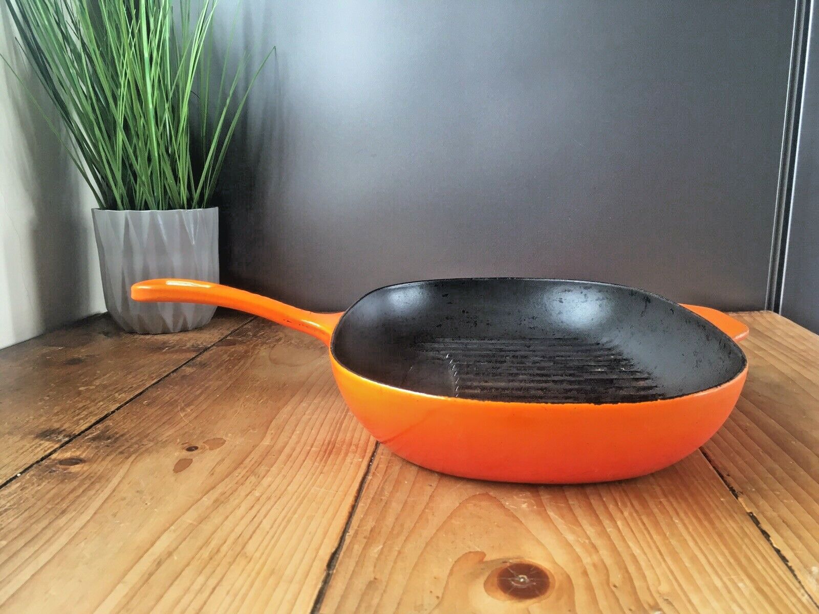 Oval Le Creuset France Orange Enamel Cast Iron Lip Frying Grill Pan Skillet photo 80.0