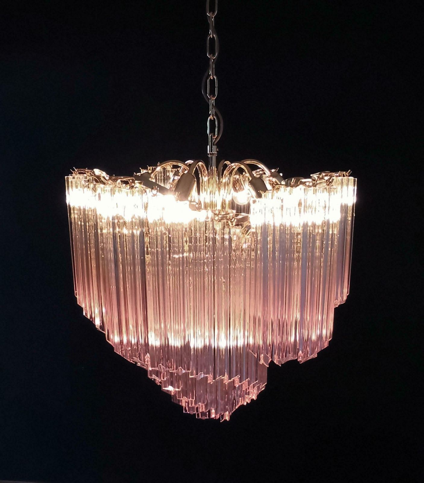 Elegant And Unique Modern Pink Quadriedri Murano Glass Chandelier photo for sale