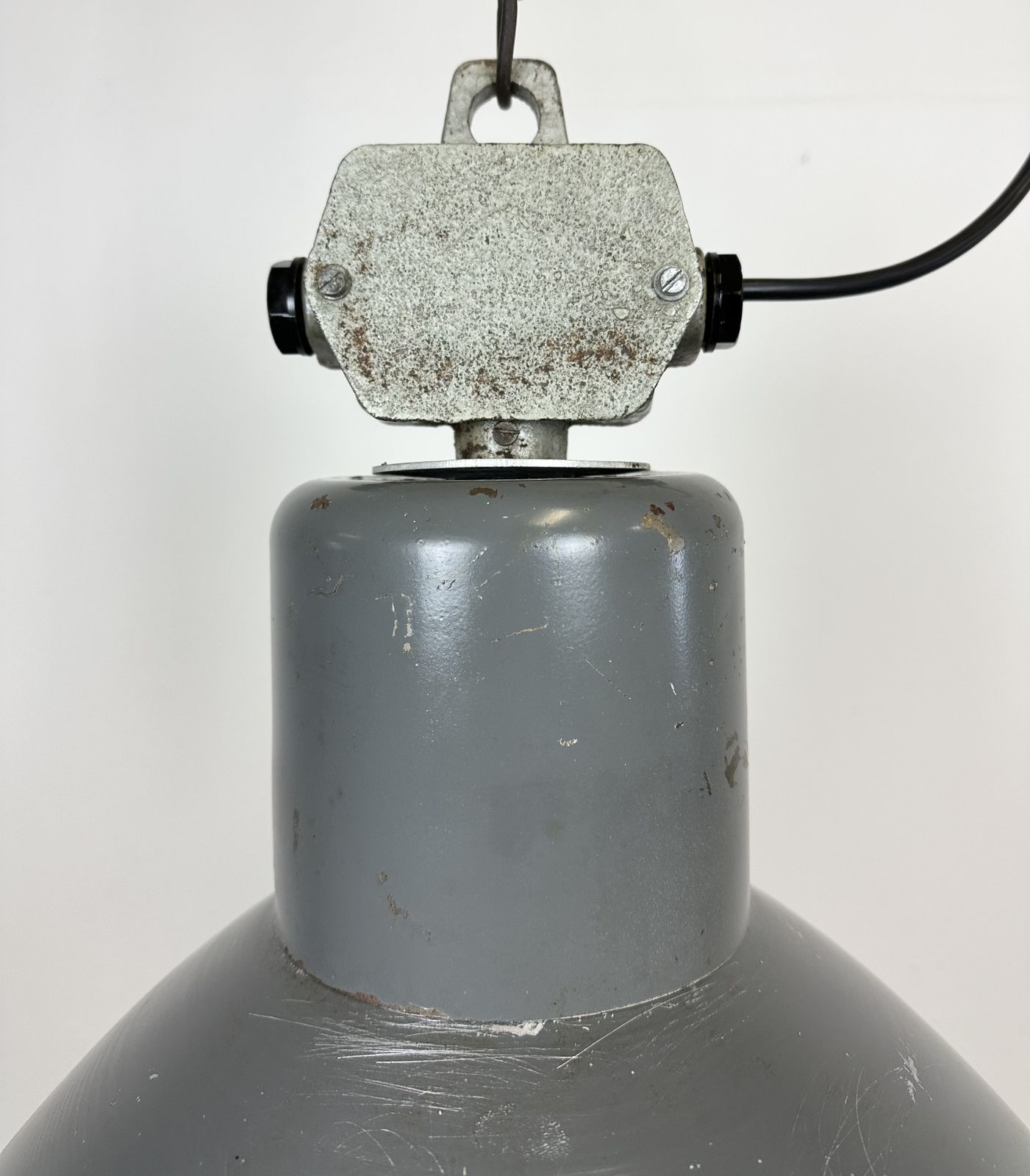 photo vintage Grey Industrial Aluminium Pendant Lamp From Polam Wilkasy, 1960s, 2x