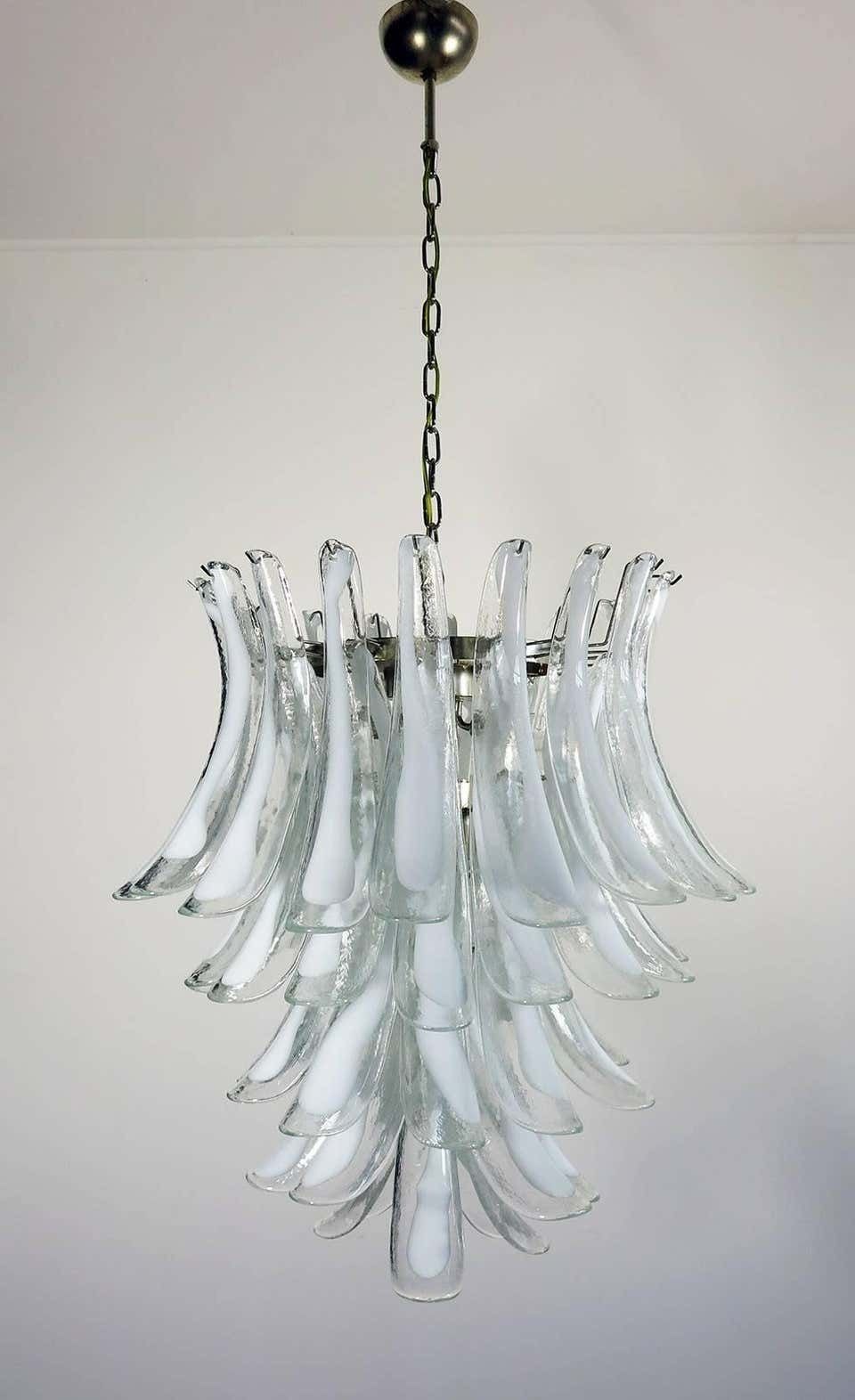 Italian Murano 52 White Petals Chandelier, Murano photo Lighting