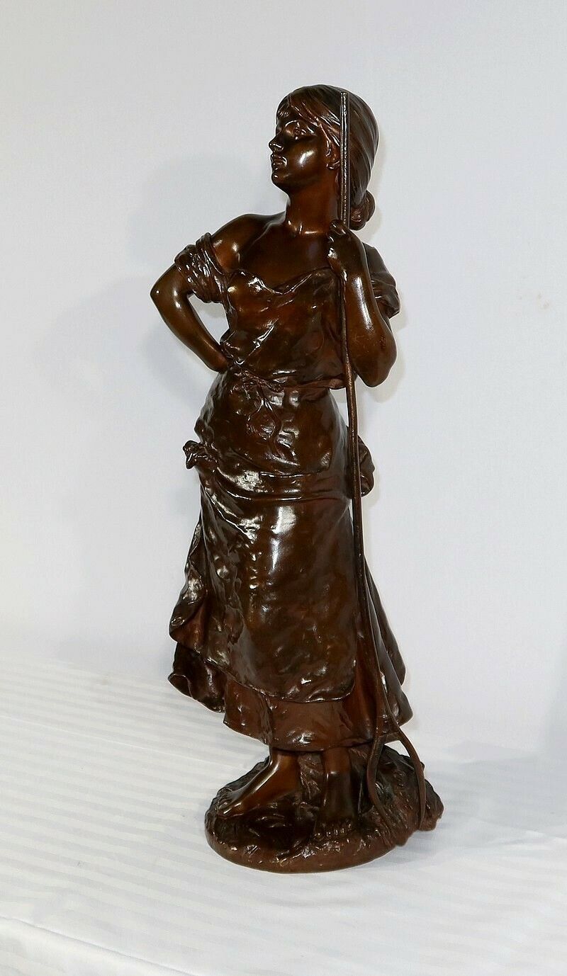 Important Bronze "Young Peasant Woman", Signed H. Moreau, 2nd Part 19th Century photo Home Decor