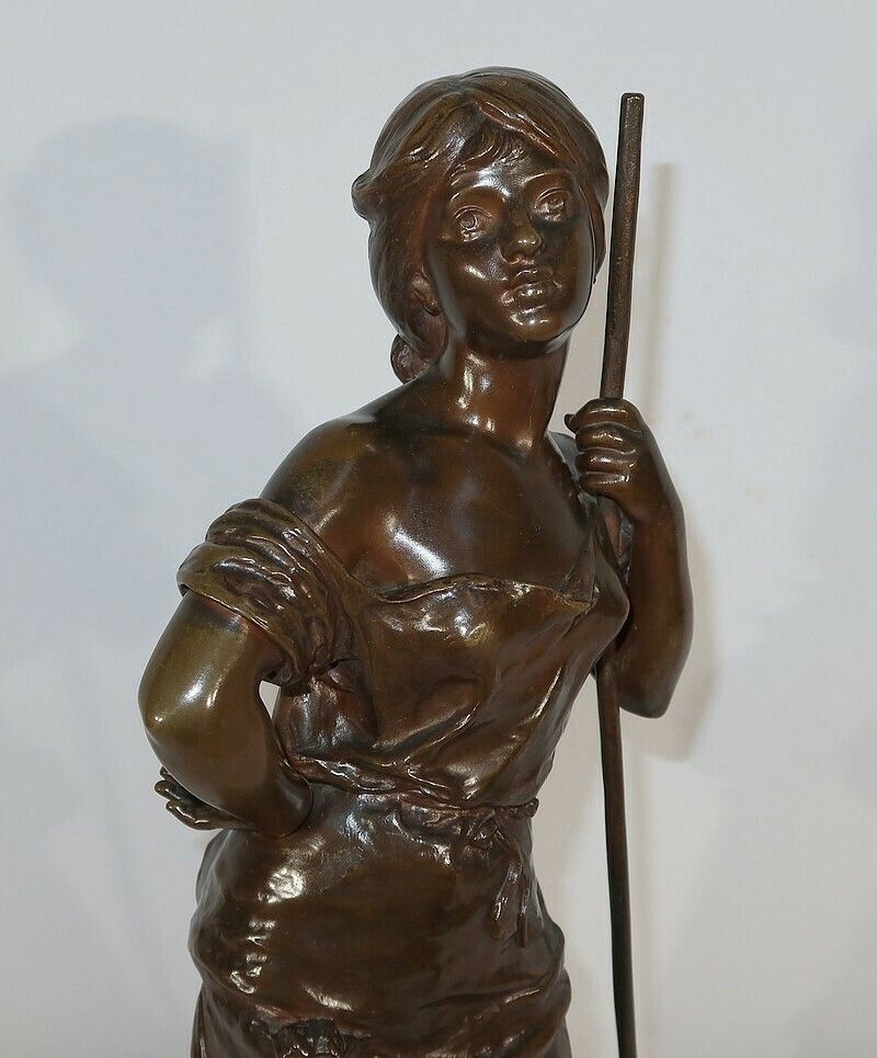 2719.2 Important Bronze "Young Peasant Woman", Signed H. Moreau, 2nd Part 19th Century photo
