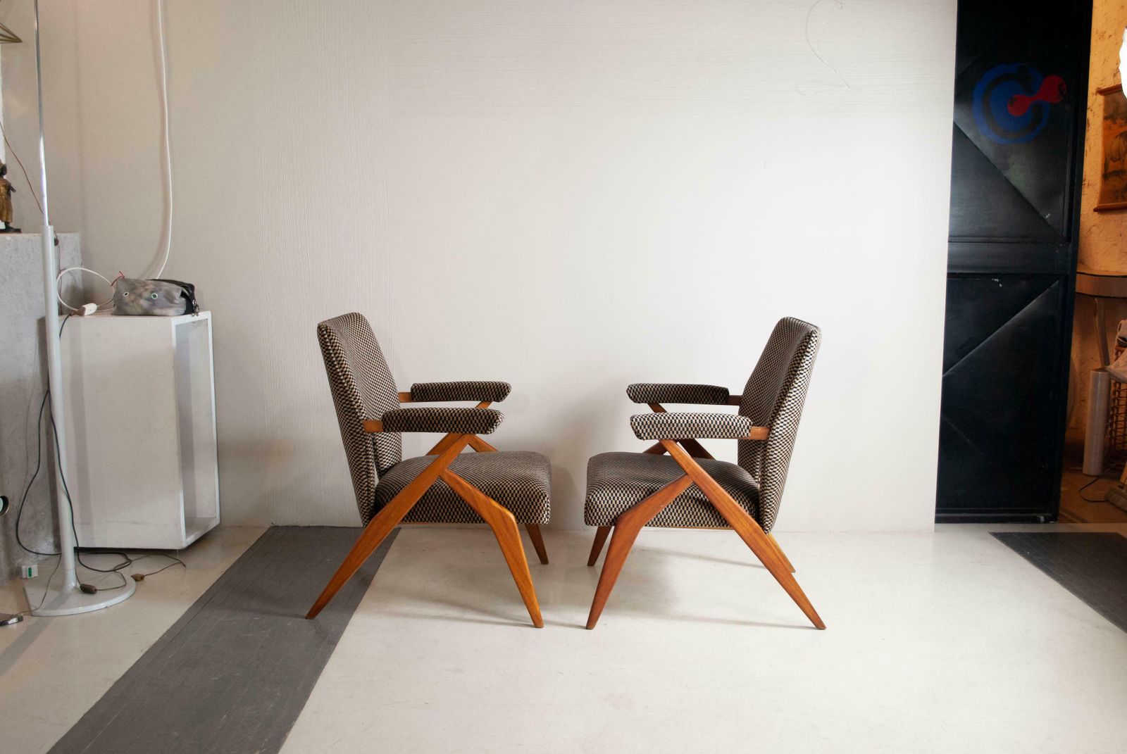 5774.68 Antonino Gorgone Italian Mid Century Armchairs photo