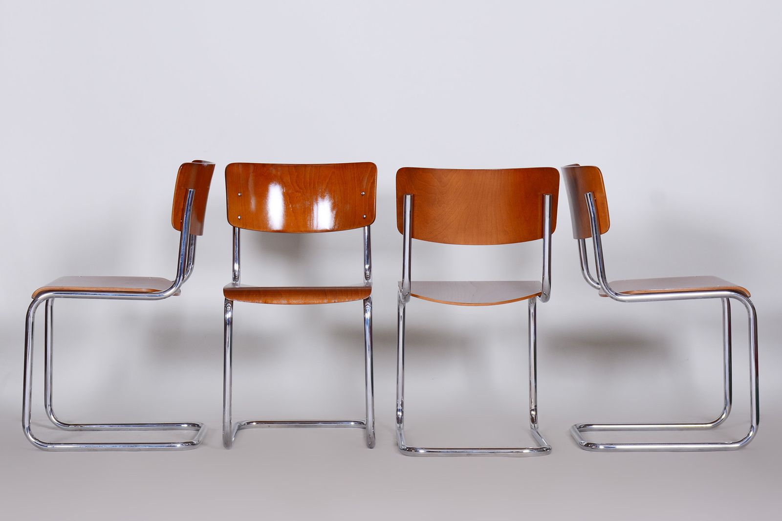 Set Of Four Bauhaus Beech Chairs, Restored, Germany, 1930s photo Furniture