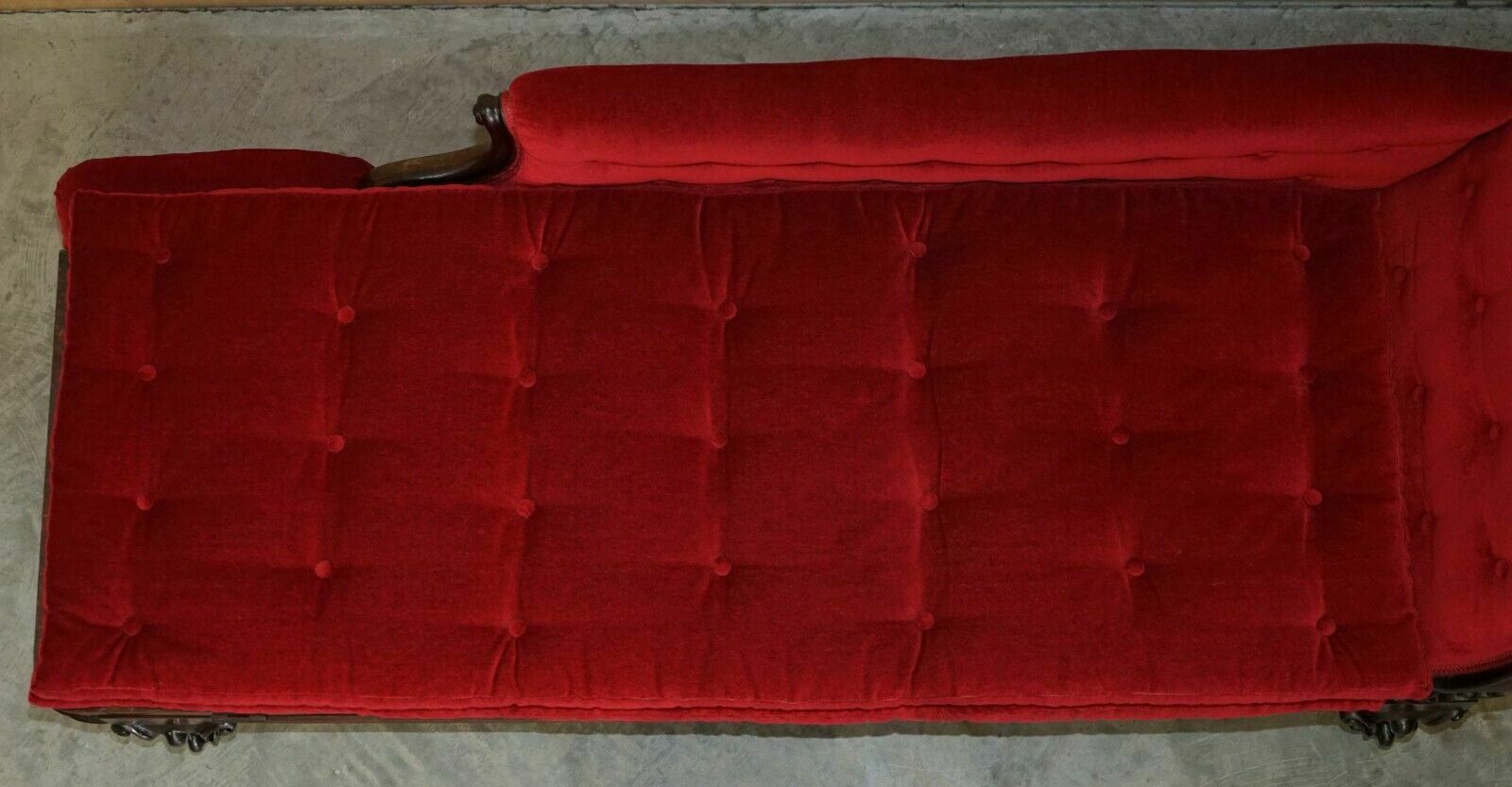 photo vinterior Rare Antique William IV Circa 1830 Mahogany Chesterfield Extending Chaise Lounge