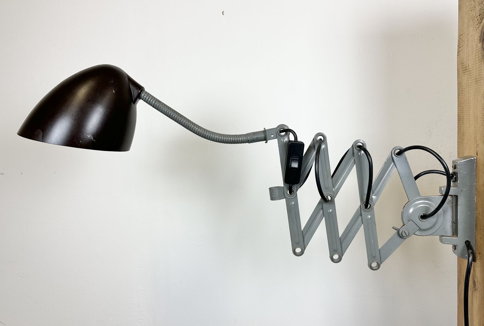 Grey Industrial Scissor Wall Lamp From Elektroinstala, 1960s photo 249.0