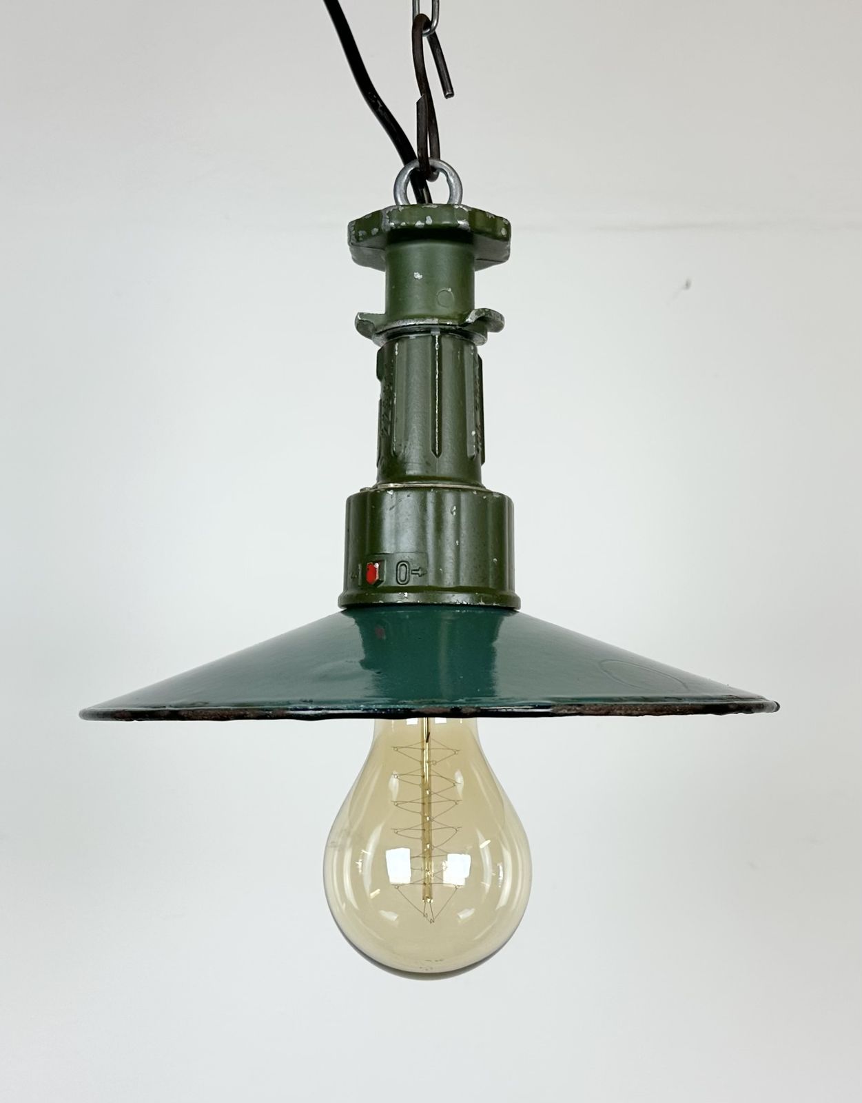 Industrial Green Enamel Pendant Lamp With Cast Aluminium Top, 1960 photo Lighting