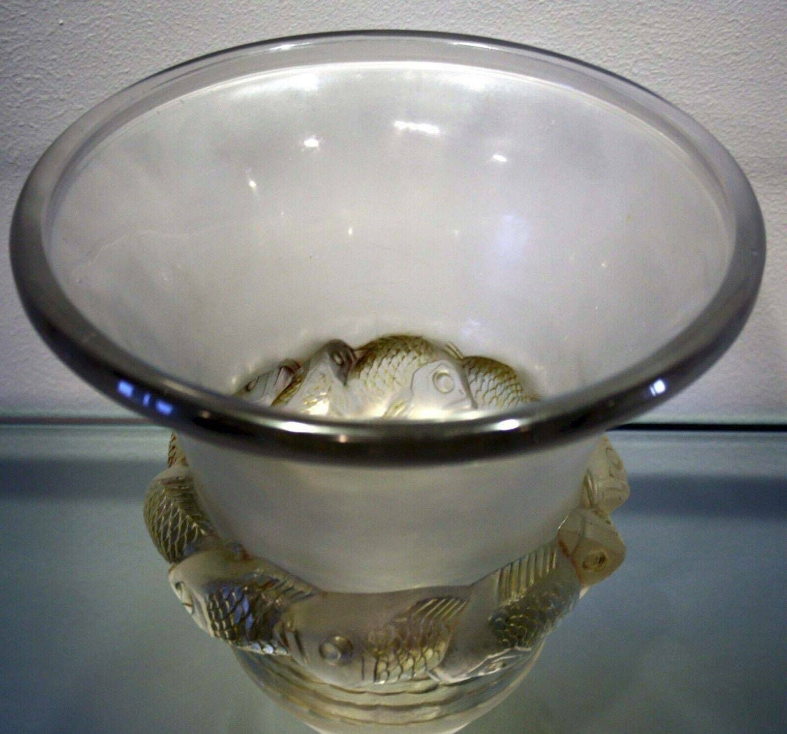 Renè Lalique France Vase Piriac Opalescent Glass 1043 1930 Art Nouveau Liberty photo Woonaccessoires