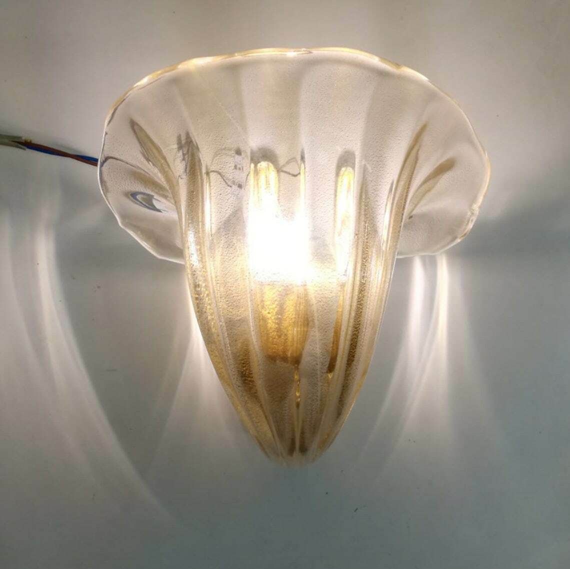 Cornucopia Applique Wall Light Vintage Italian Design Transparent Murano Glass Submerged Gold Elegant Regency Lamp photo furniture