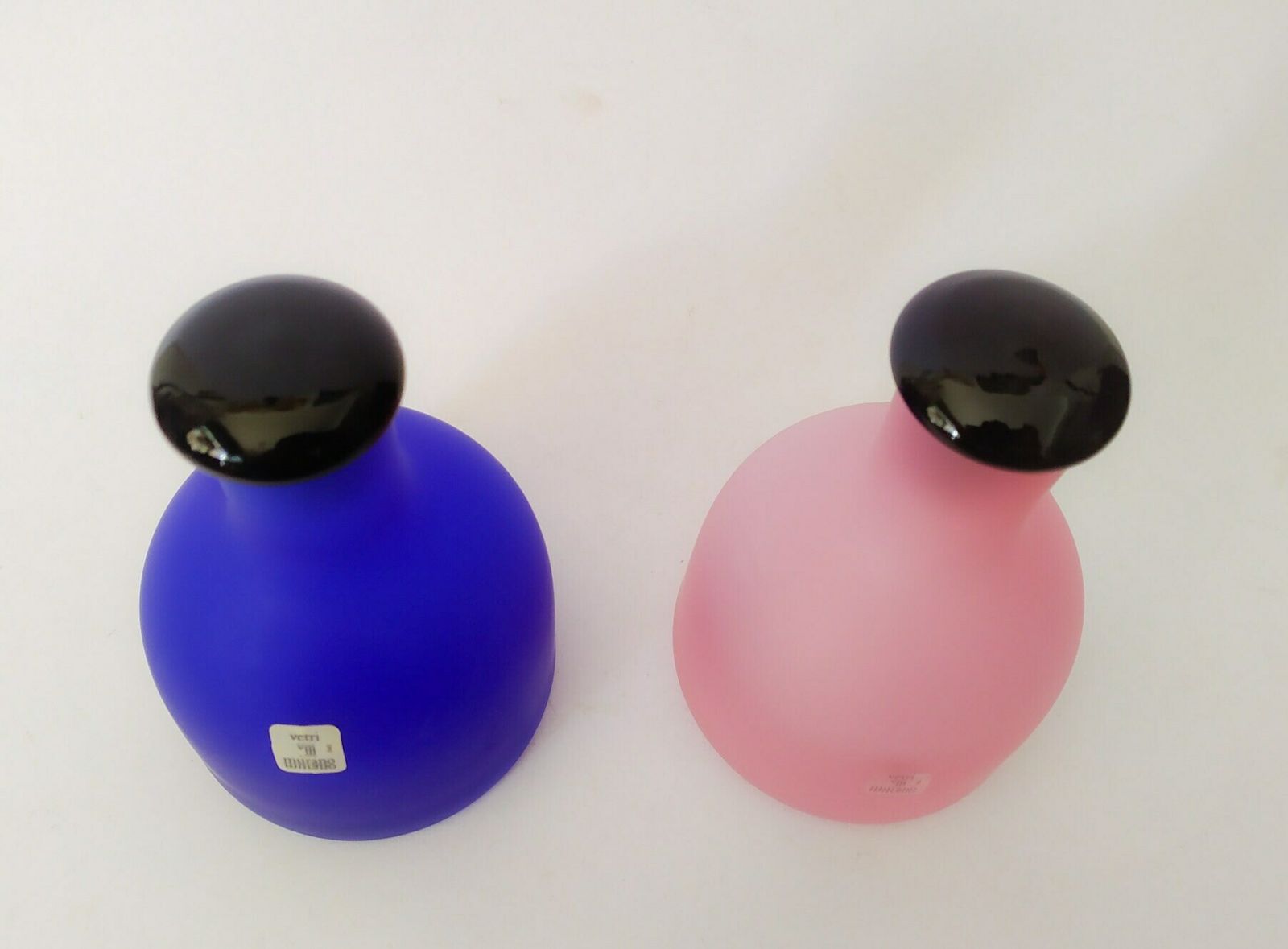 Pair Of Bottles In Frosted Murano Glass Lip Design Marcello Furlan 1989 Pink Blue photo vinterior