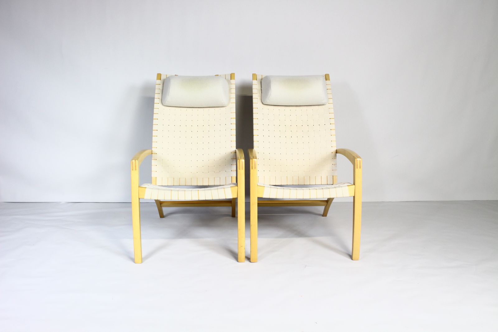 Luna Lounge Chair By Morten Gøttler For Findahls Møbelfabrik photo furniture